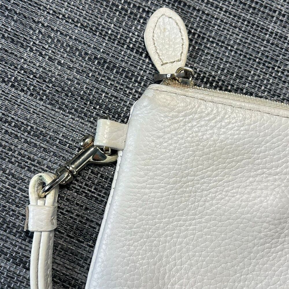 Befen White Wristlet Wallet - Picture 3 of 6
